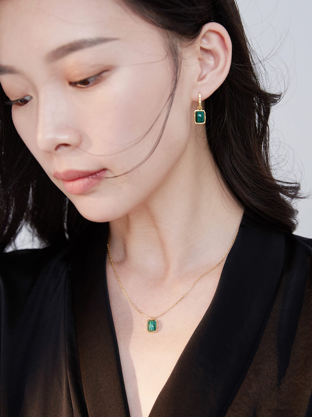 Malachite Classic Earrings Necklace Set E0522 D0175