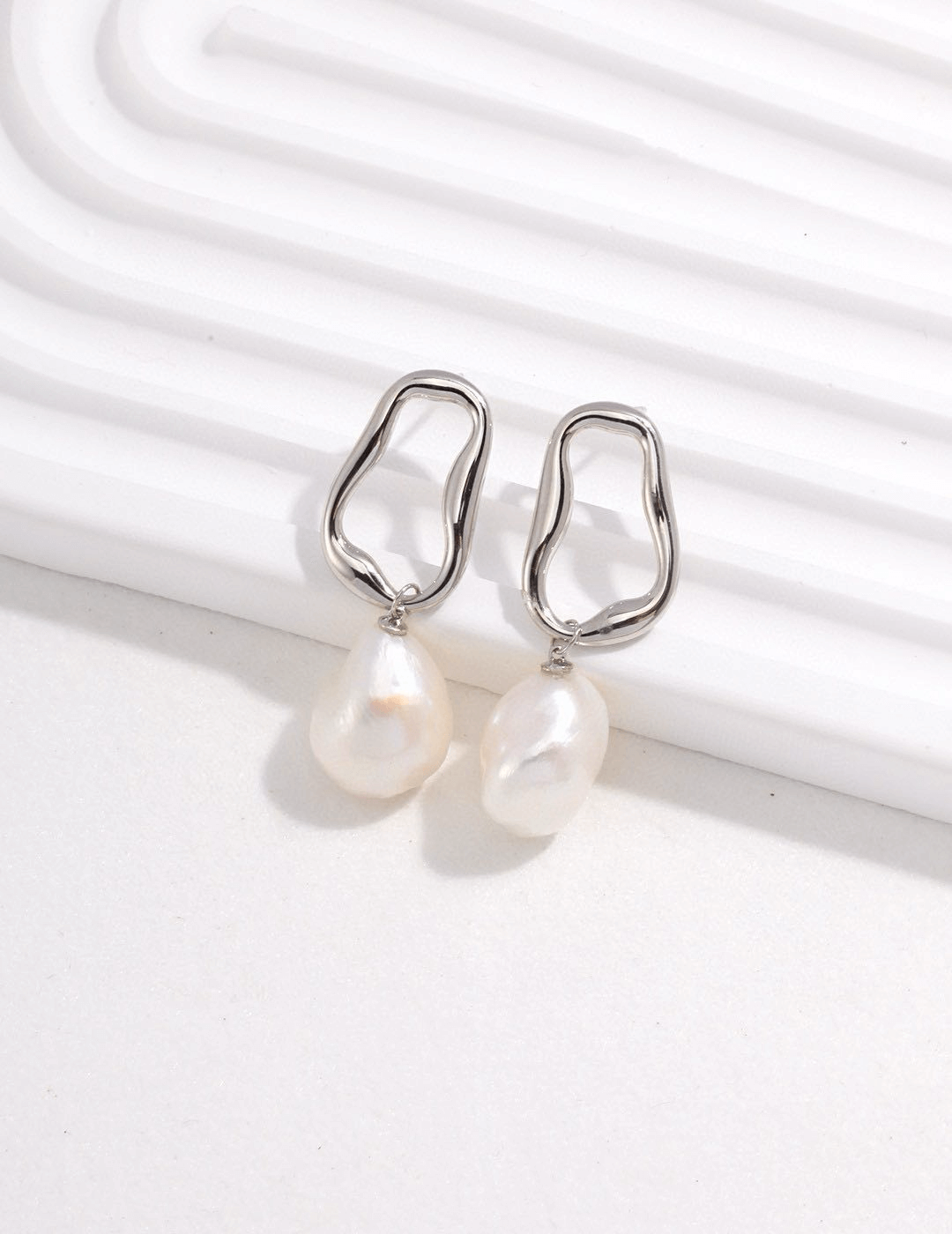 Baroque Shaped Pearl Earrings E0687