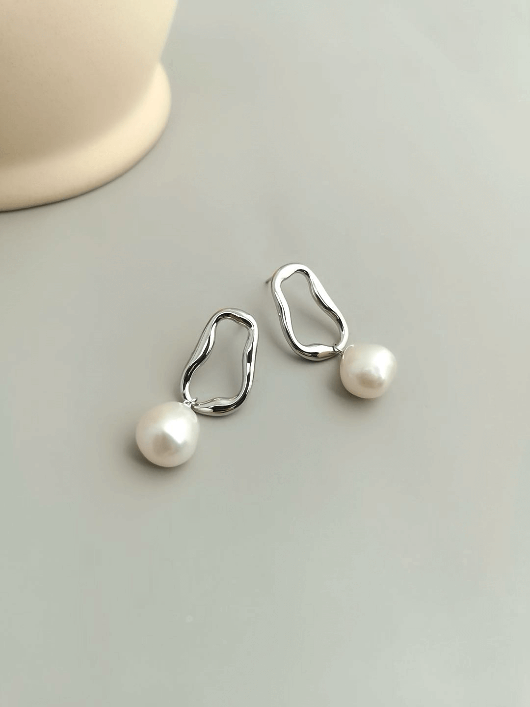 Baroque Shaped Pearl Earrings E0687