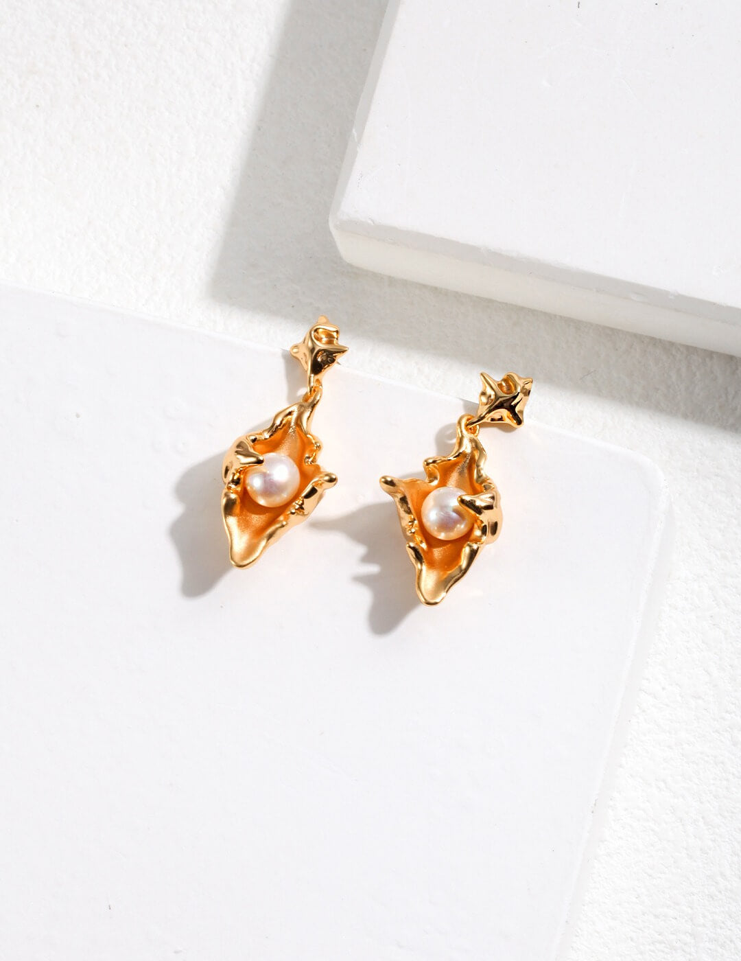 Conch Shell Sterling Silver Pearl Earrings E0900